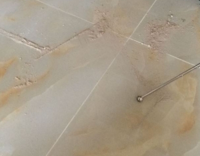 合肥瓷砖空鼓维修公司分享粘合剂选择不当在瓷砖铺贴过程中可能导致以下问题